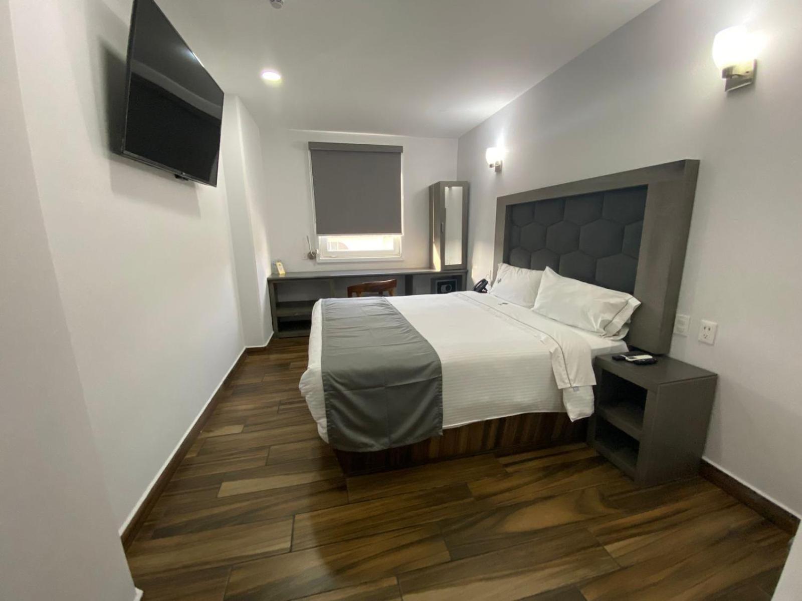 Hotel Bugari Aeropuerto Guadalajara Las Pintas Екстериор снимка
