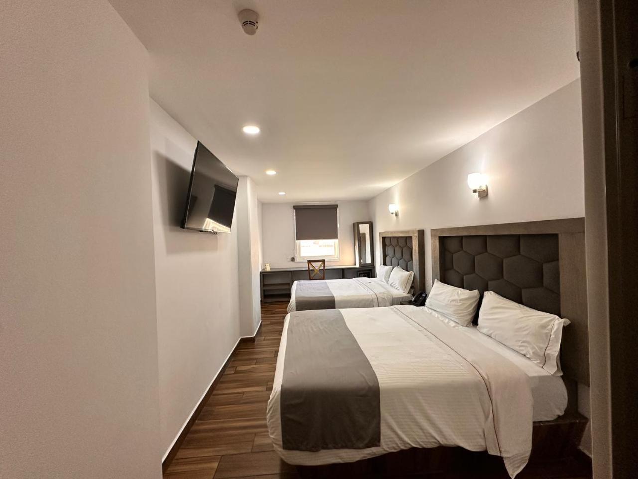 Hotel Bugari Aeropuerto Guadalajara Las Pintas Екстериор снимка
